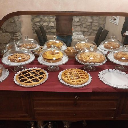 Affittacamere La Piazzetta أناني المظهر الخارجي الصورة